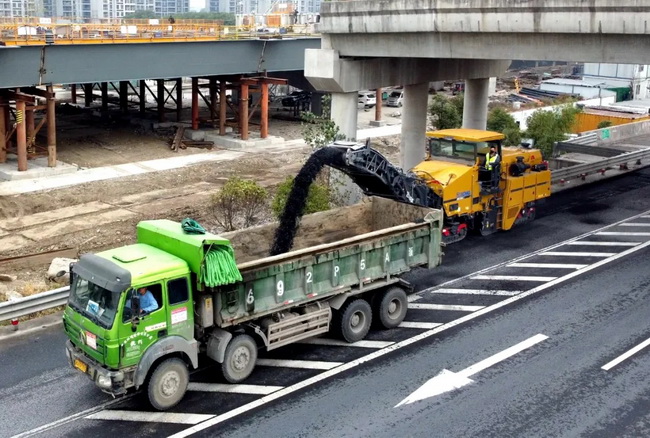 徐工銑刨機助力滬杭甬高速公路改擴建工程